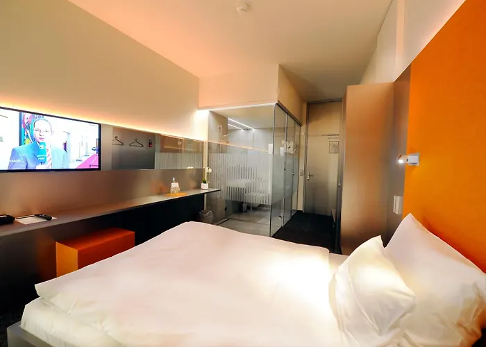 Scala Turm Restaurant Hotel 4*